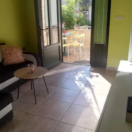 Apartment By The Sea Loviste, Peljesac - 20427 *